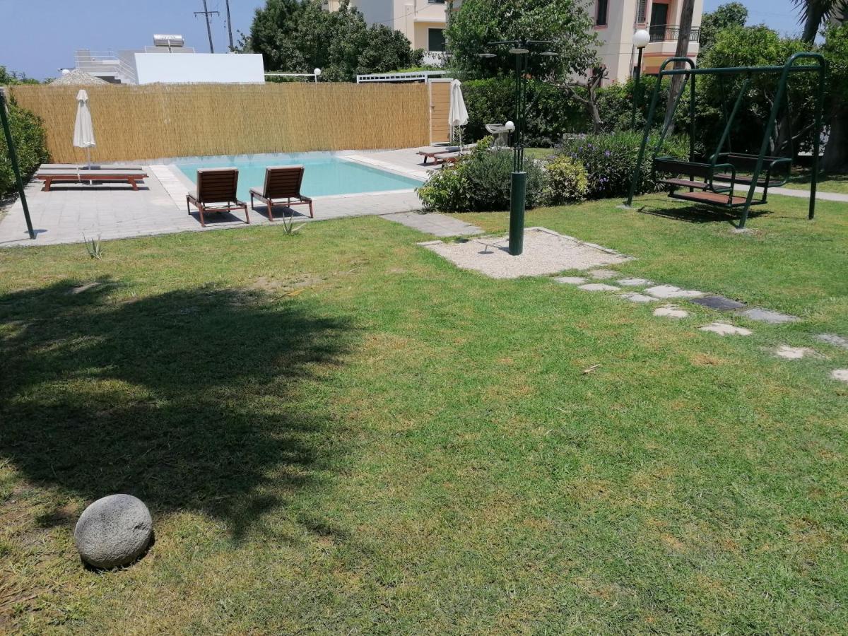 Endless Summer Pool Flat Ixia (Rhodes) Exterior foto
