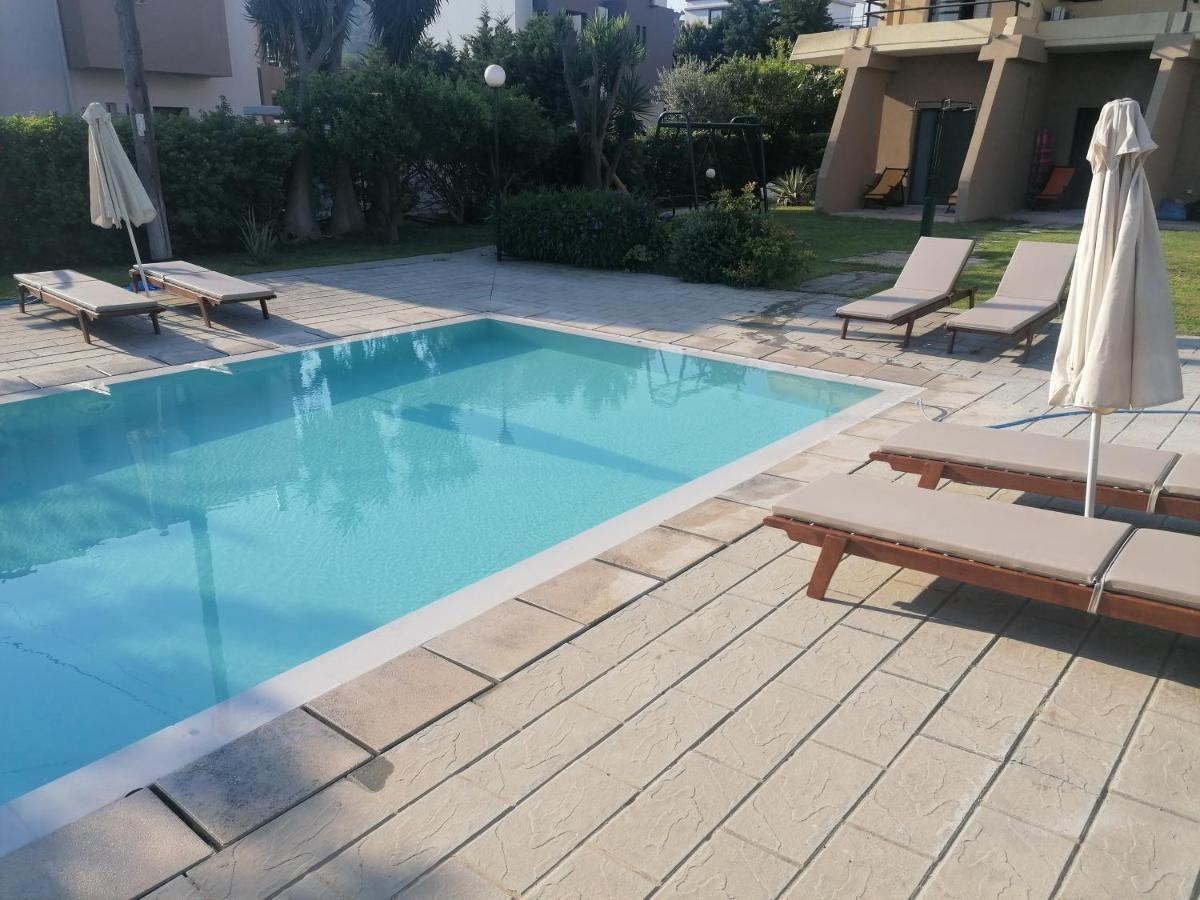 Endless Summer Pool Flat Ixia (Rhodes) Exterior foto