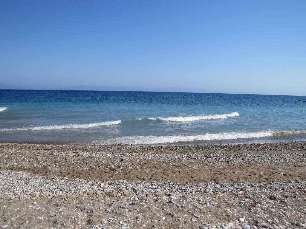 Endless Summer Pool Flat Ixia (Rhodes) Exterior foto