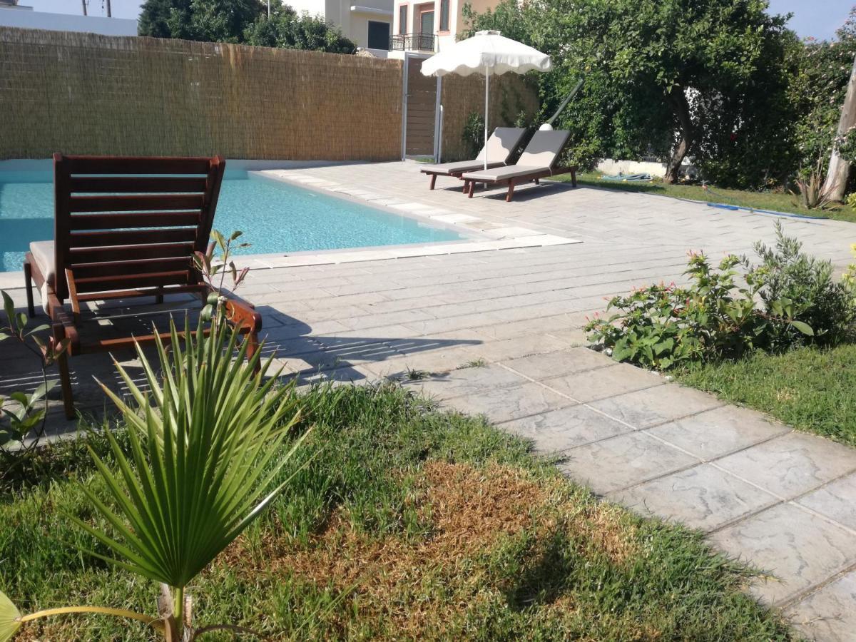 Endless Summer Pool Flat Ixia (Rhodes) Exterior foto